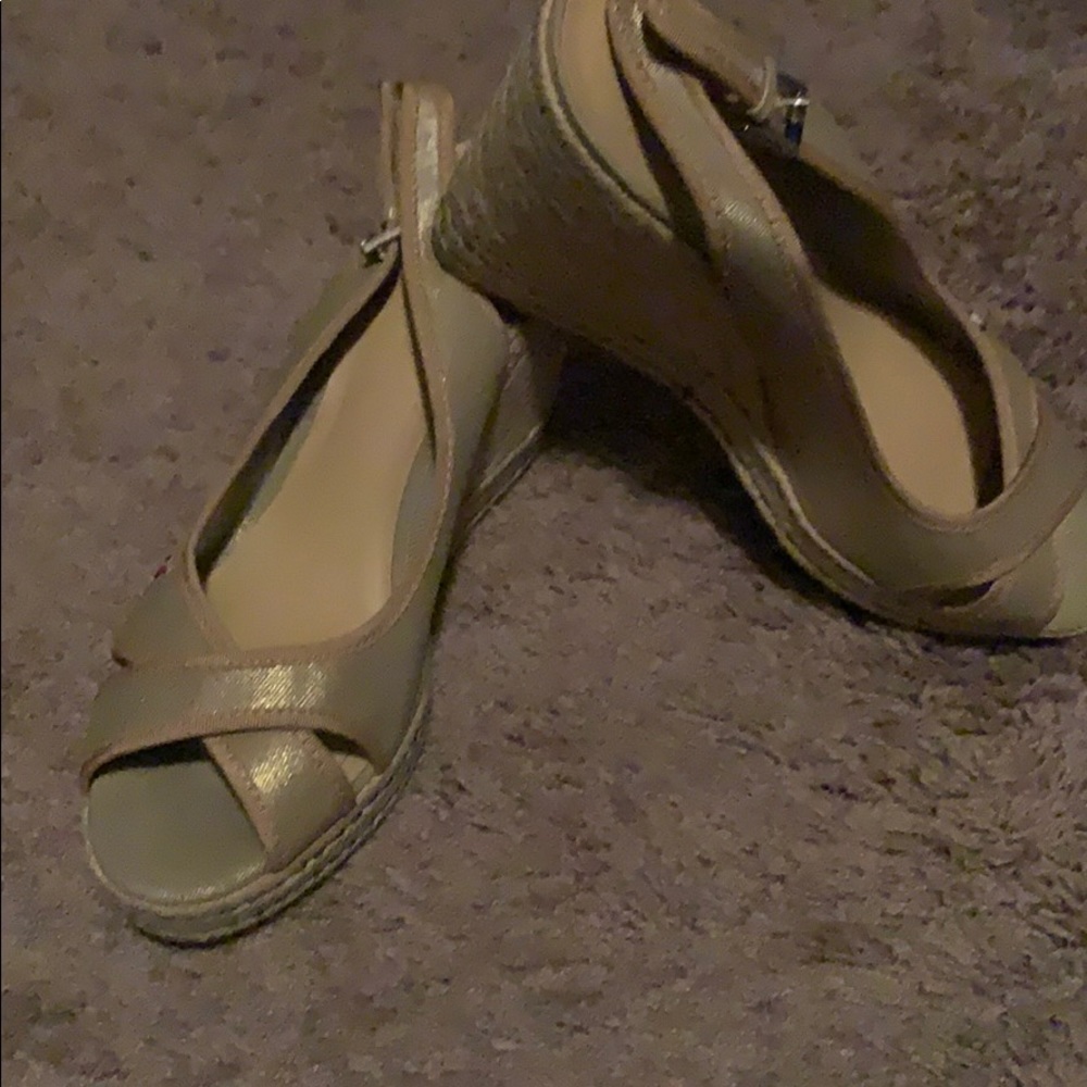 New - Tommy Hilfiger shoes